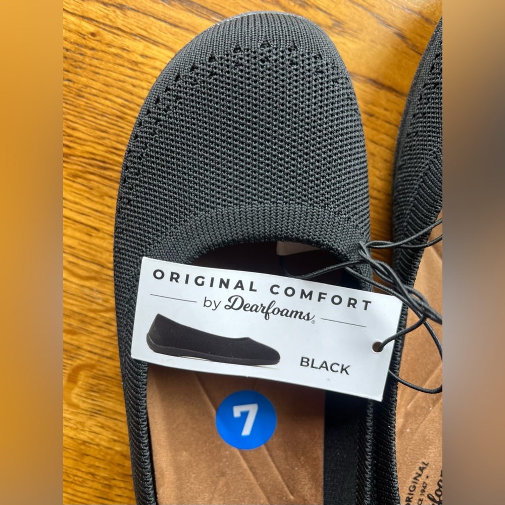 Dearfoams Original Comfort Ladies Flat Shoes size 7. Black. New with Tags. - Picture 2 of 10